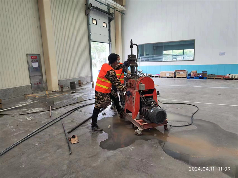 湘乡厂房地面下沉塌陷注浆加固施工